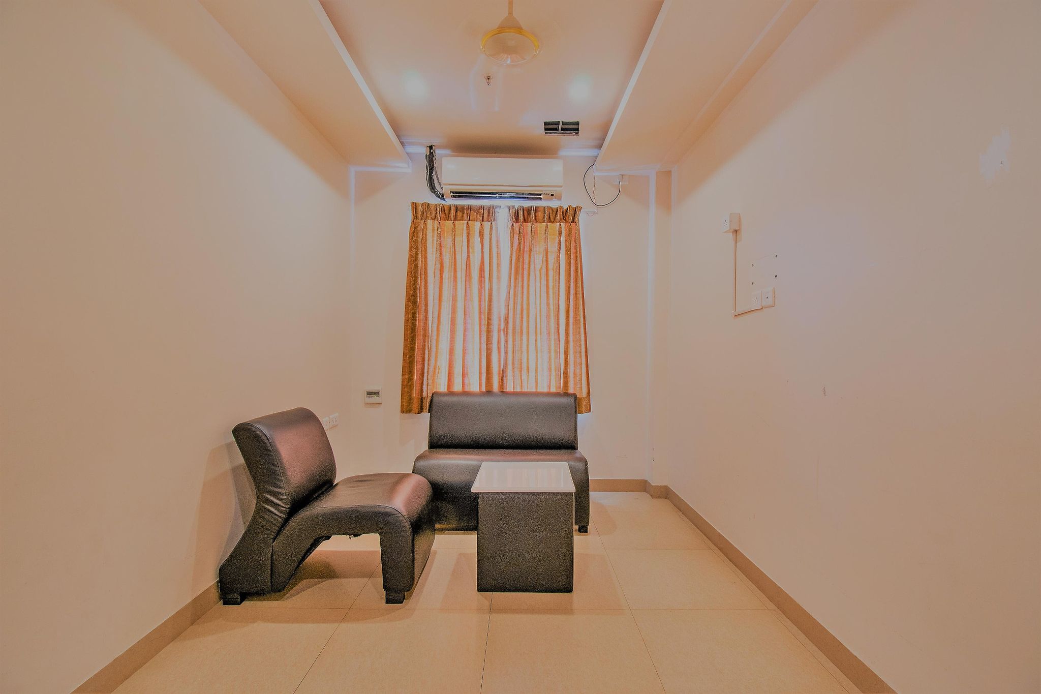 undefined FabHotel Prime Royal Castle 3