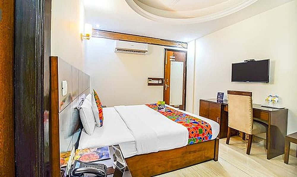 FabHotel Marble Arch Deluxe Room 21