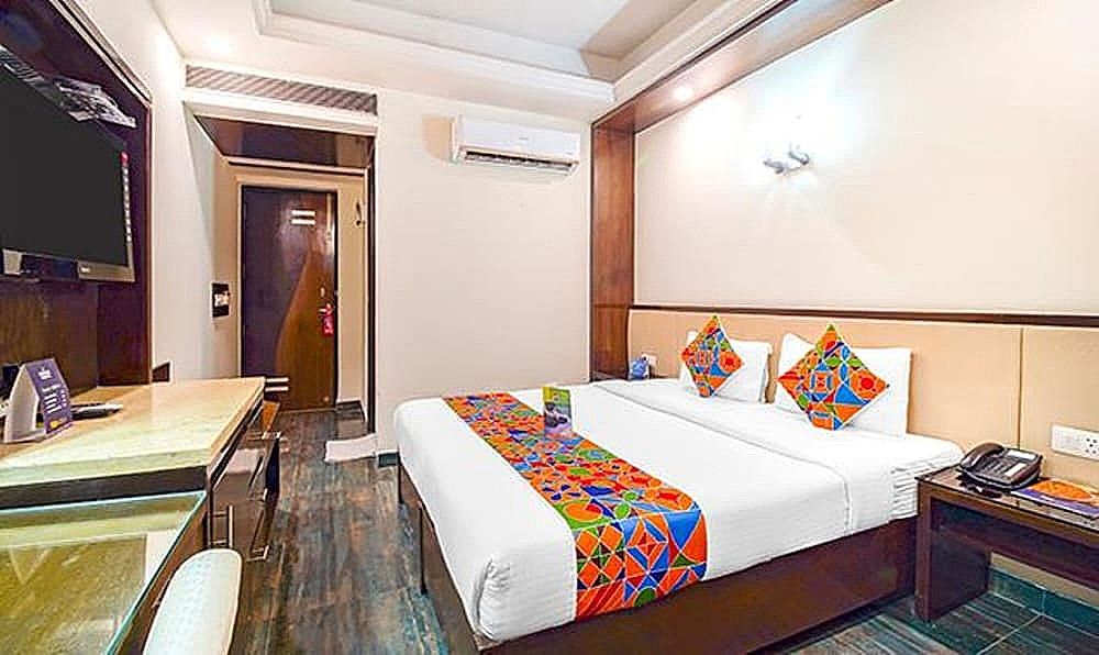FabHotel Marble Arch Deluxe Room 7