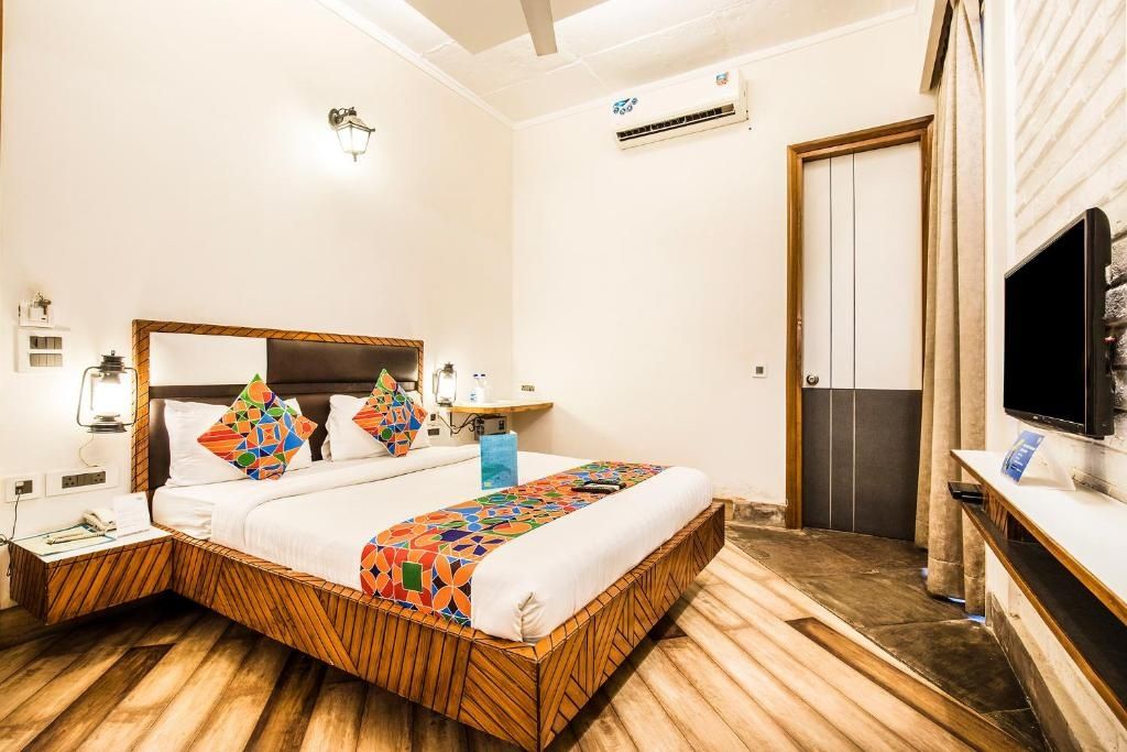 undefined  FabHotel Premium Nest 5