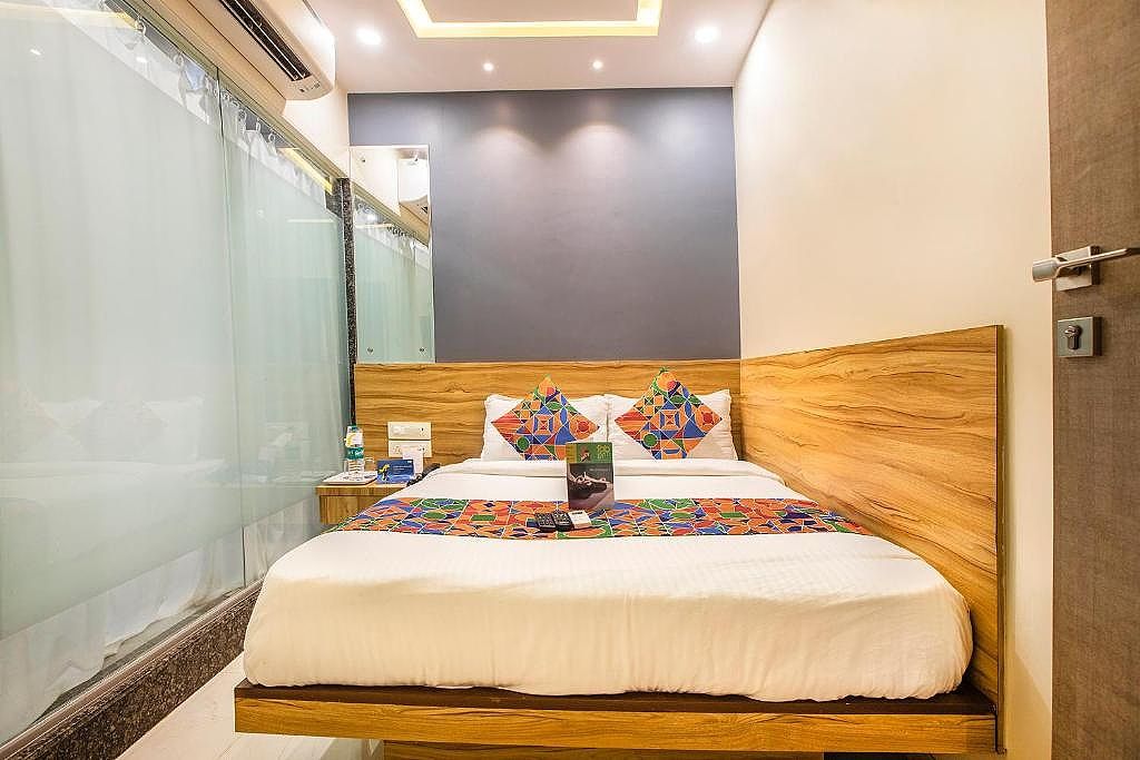 FabHotel Marol Metro Deluxe Double Room 4