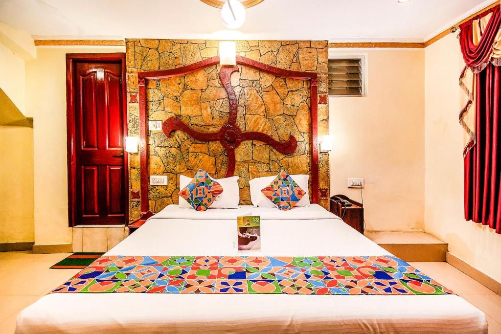 FabHotel Roshan Residency Superior Double Room 2