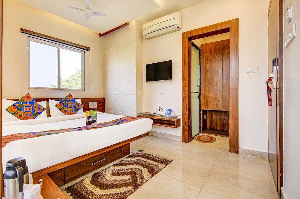 FabHotel The Khushi Regent Deluxe Room 5