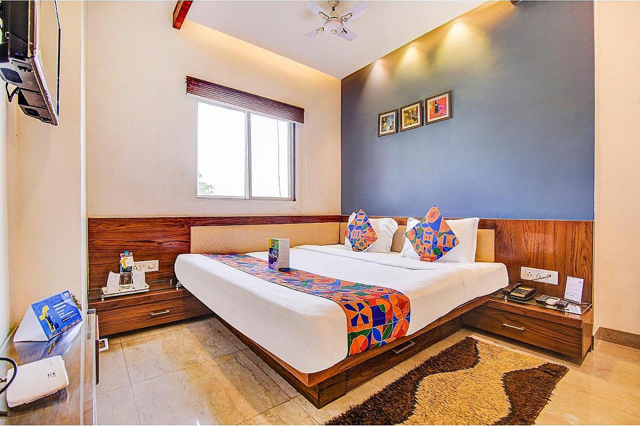 FabHotel The Khushi Regent Deluxe Room