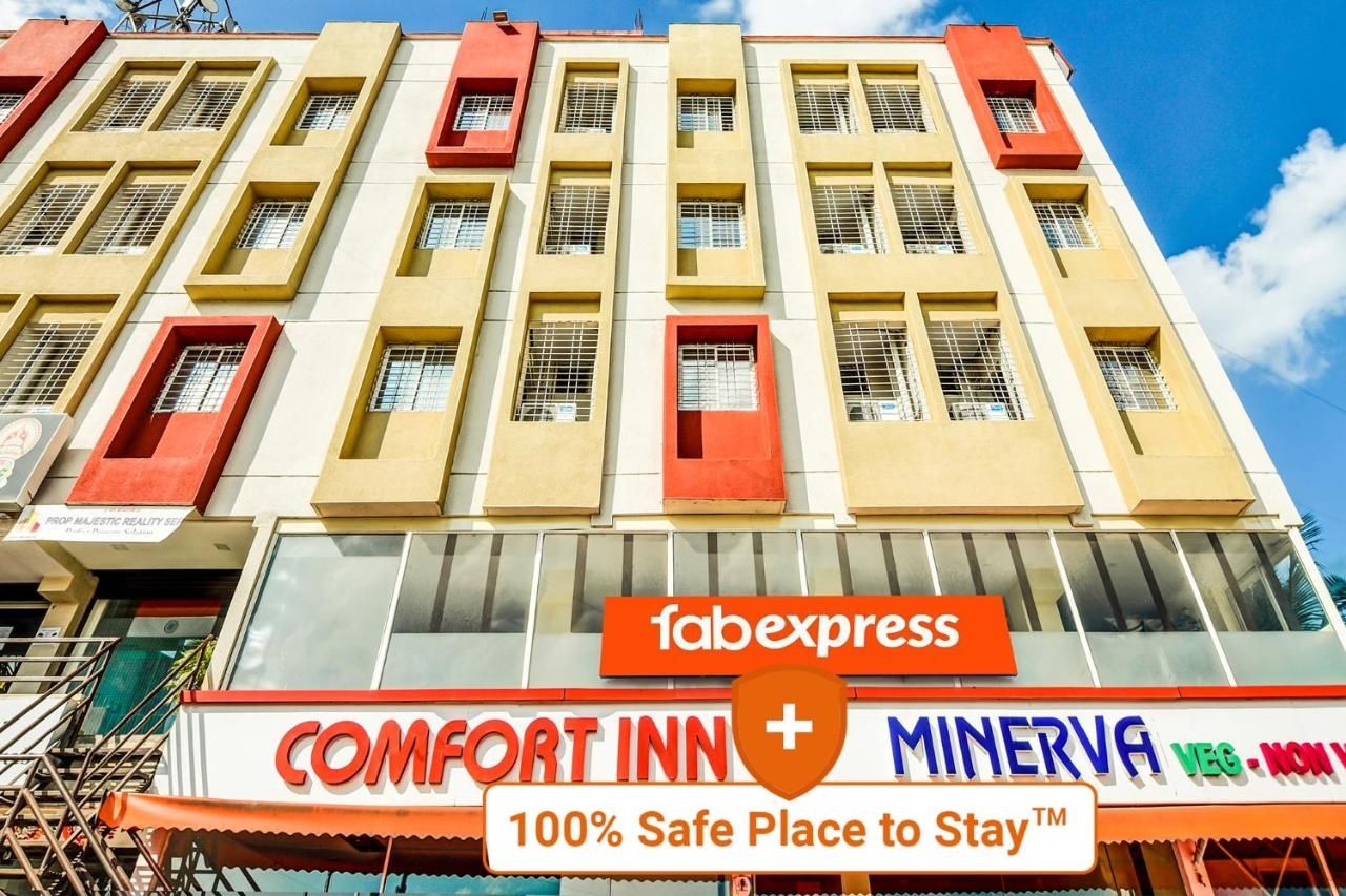 undefined FabExpress Comfort Executive 7