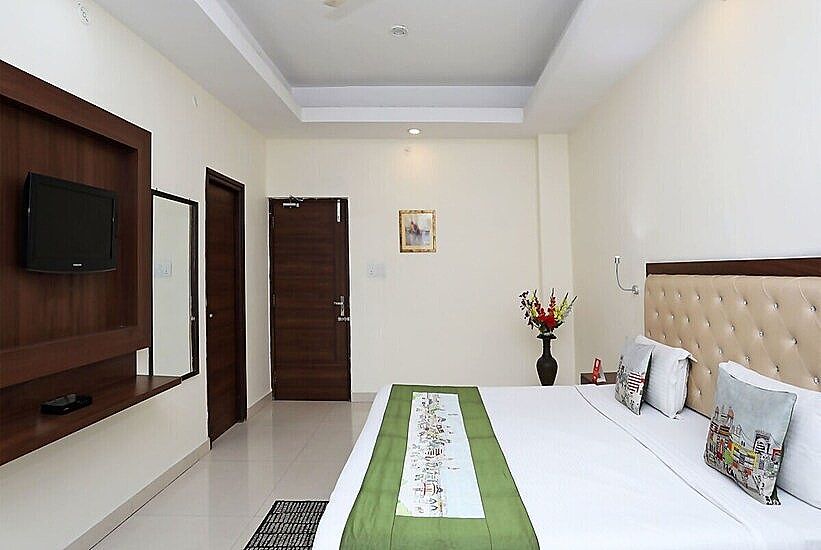 Ranjana Heritage Deluxe 3