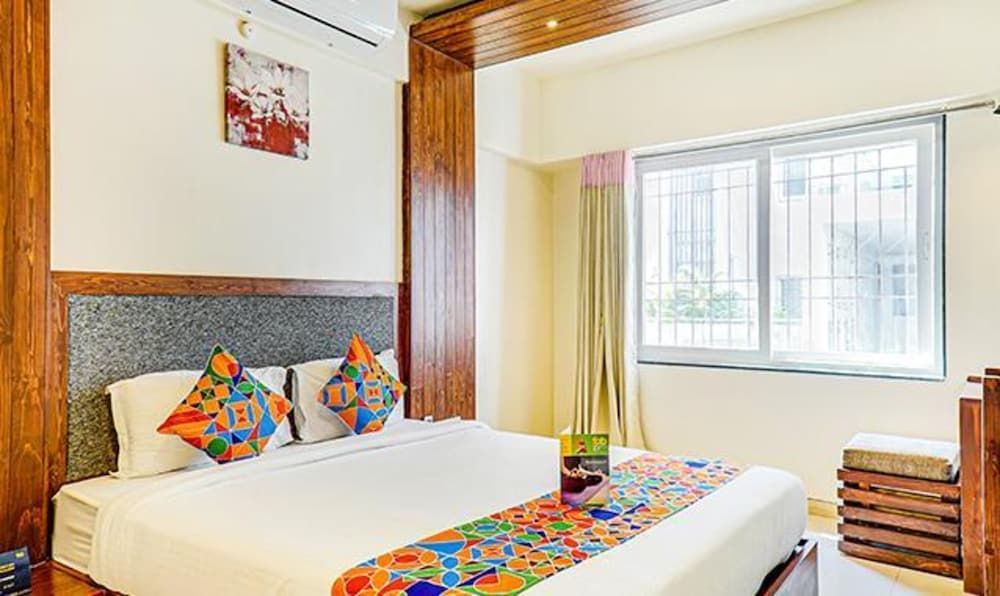 undefined FabHotel Gravity Inn 10