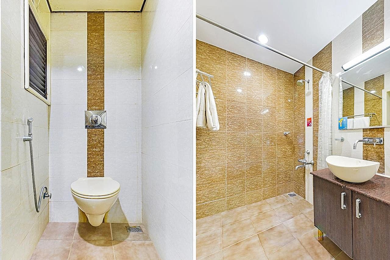 FabHotel B Zone Deluxe Room 10