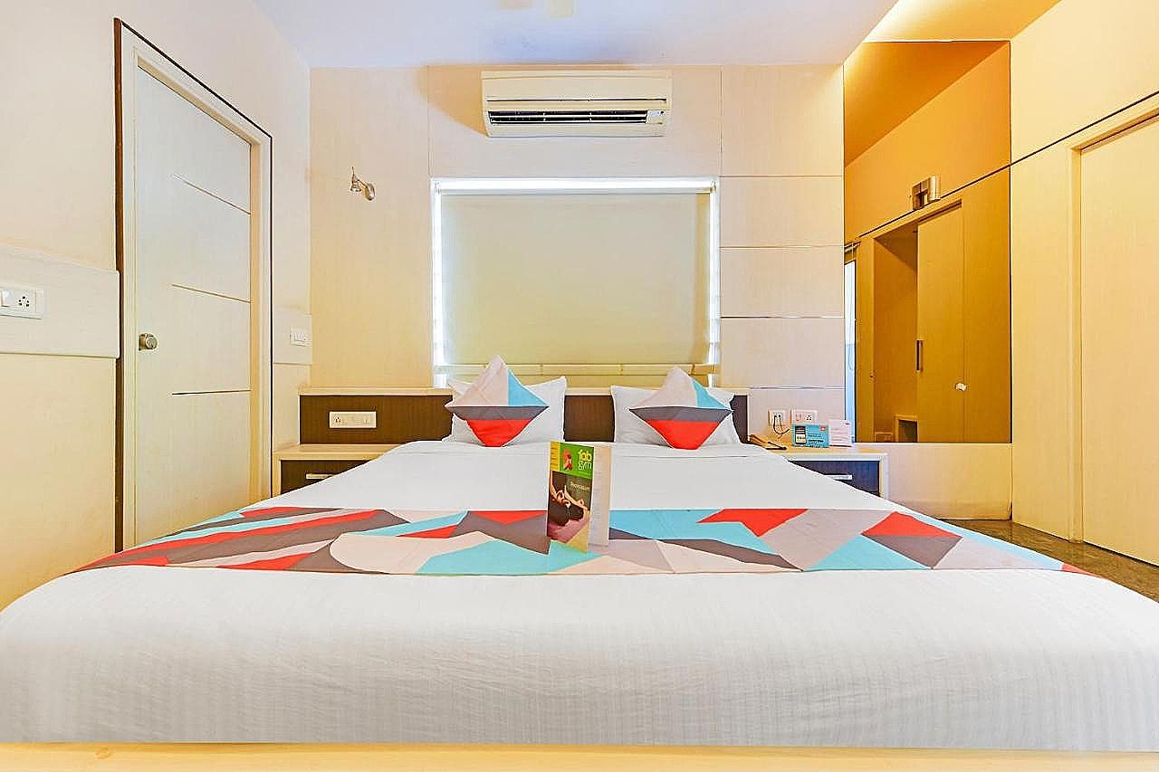 FabHotel B Zone Deluxe Room 9