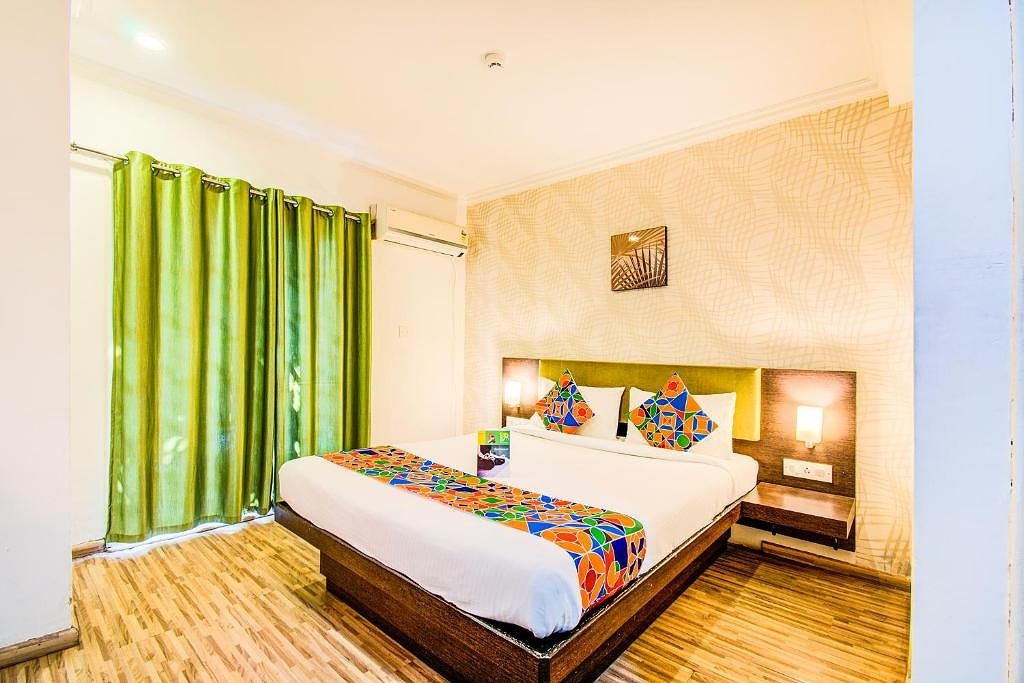  FabHotel Park Inn Deluxe Room 11