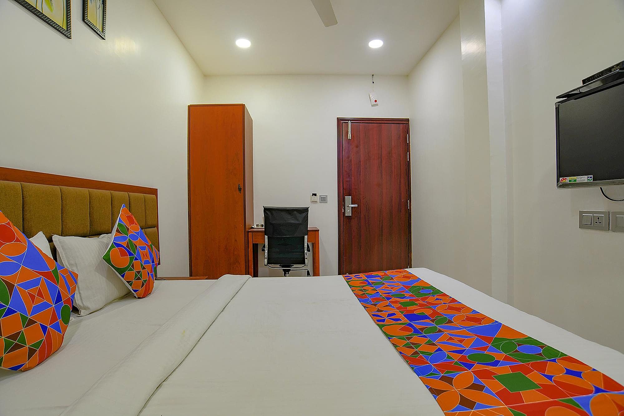 FabHotel Day2Day Deluxe Room 5