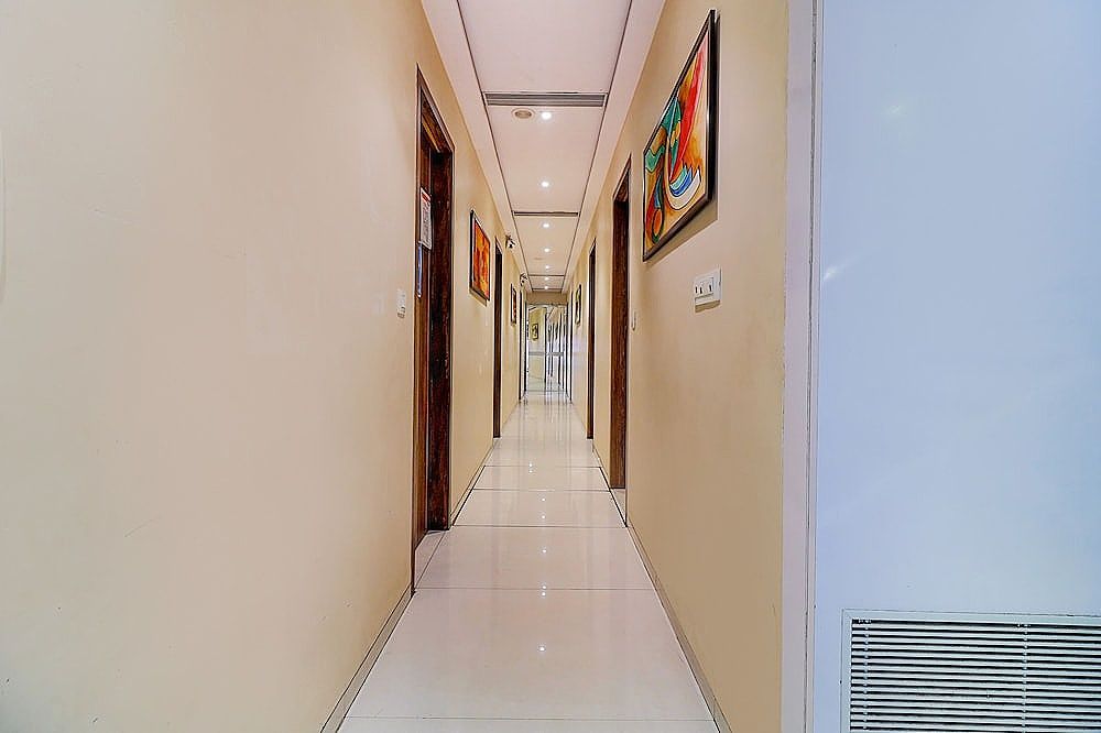 undefined FabHotel Grand Heritage 4