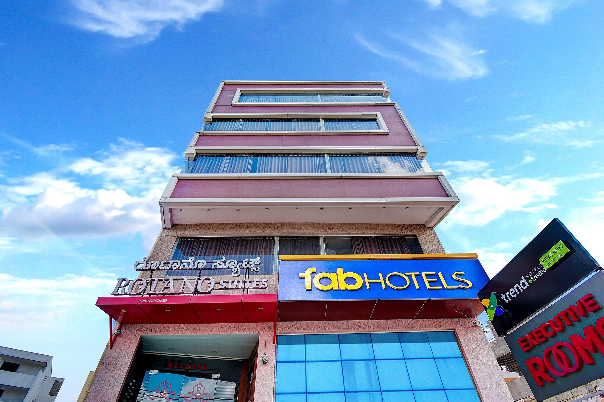 FabHotel Rotano Suites