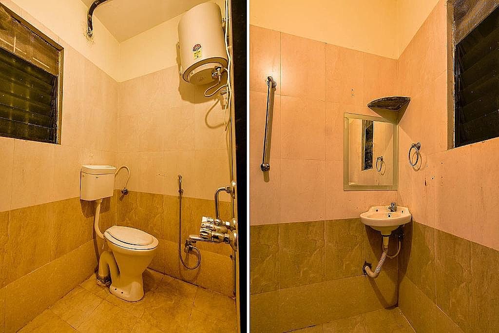 FabHotel SRH Deluxe Room 21