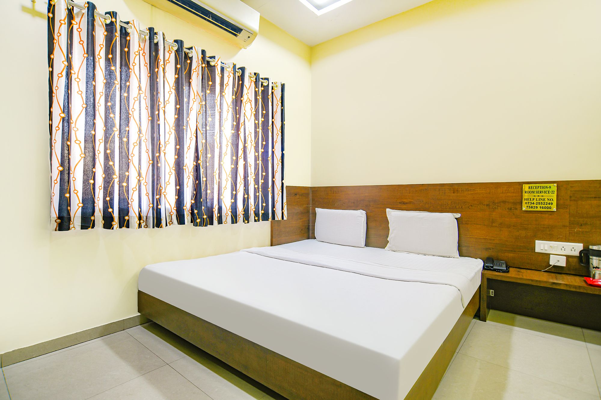 FabHotel Satyug Deluxe Double Room 2