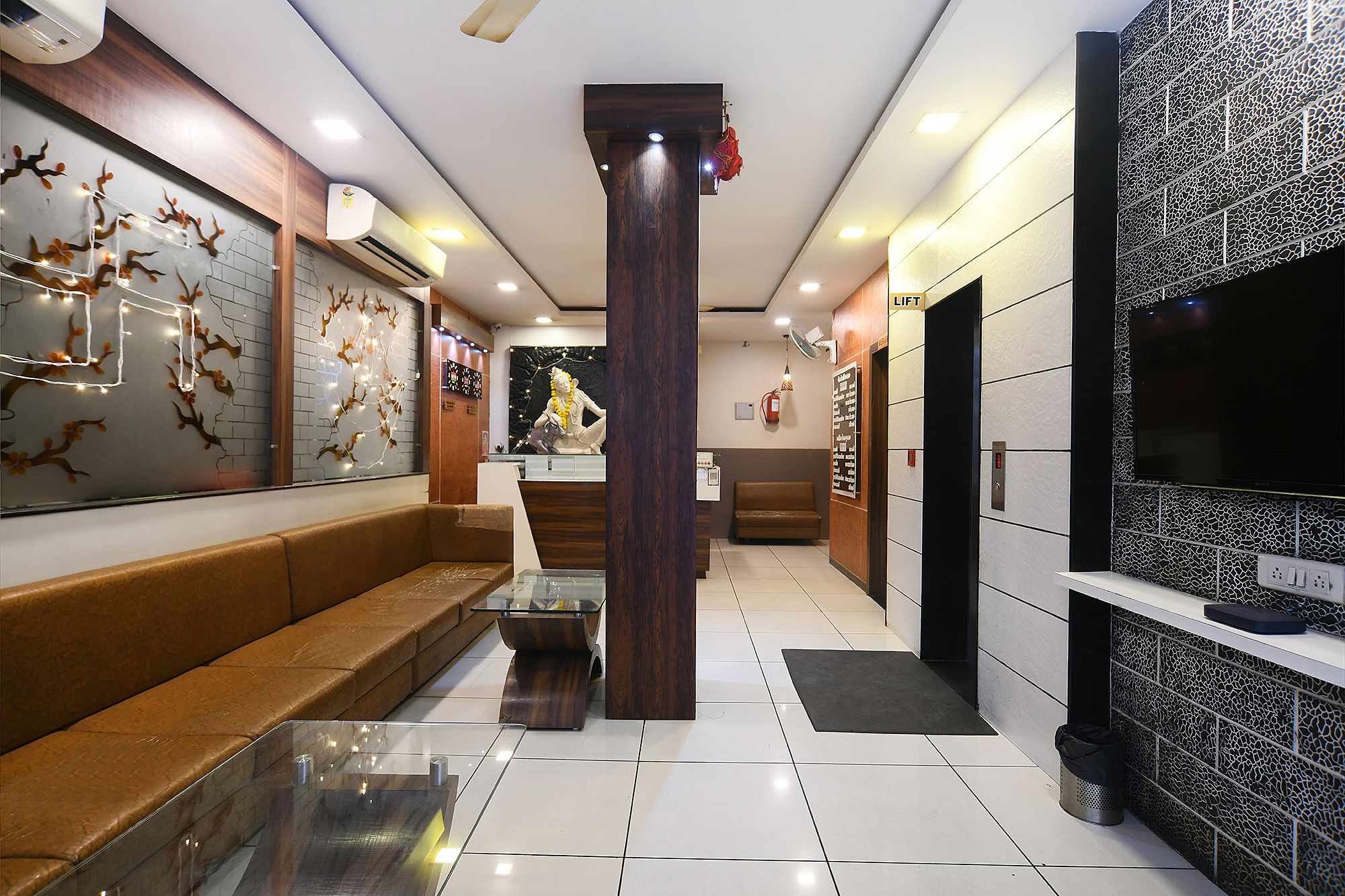 undefined FabHotel Satyug 3