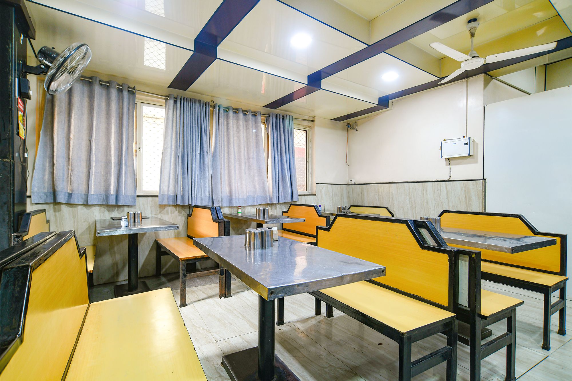 Food & Dining
