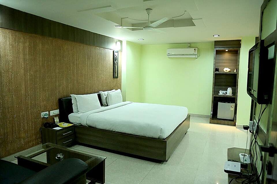 Via Raj Residency II Deluxe Room 8