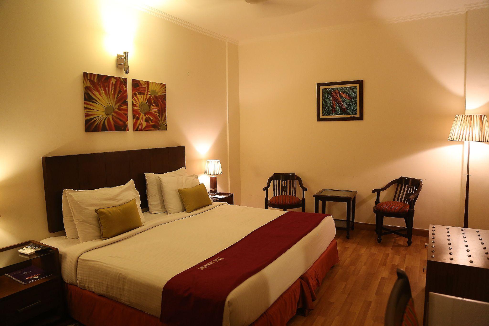 FabHotel Goodwill Deluxe Room 12