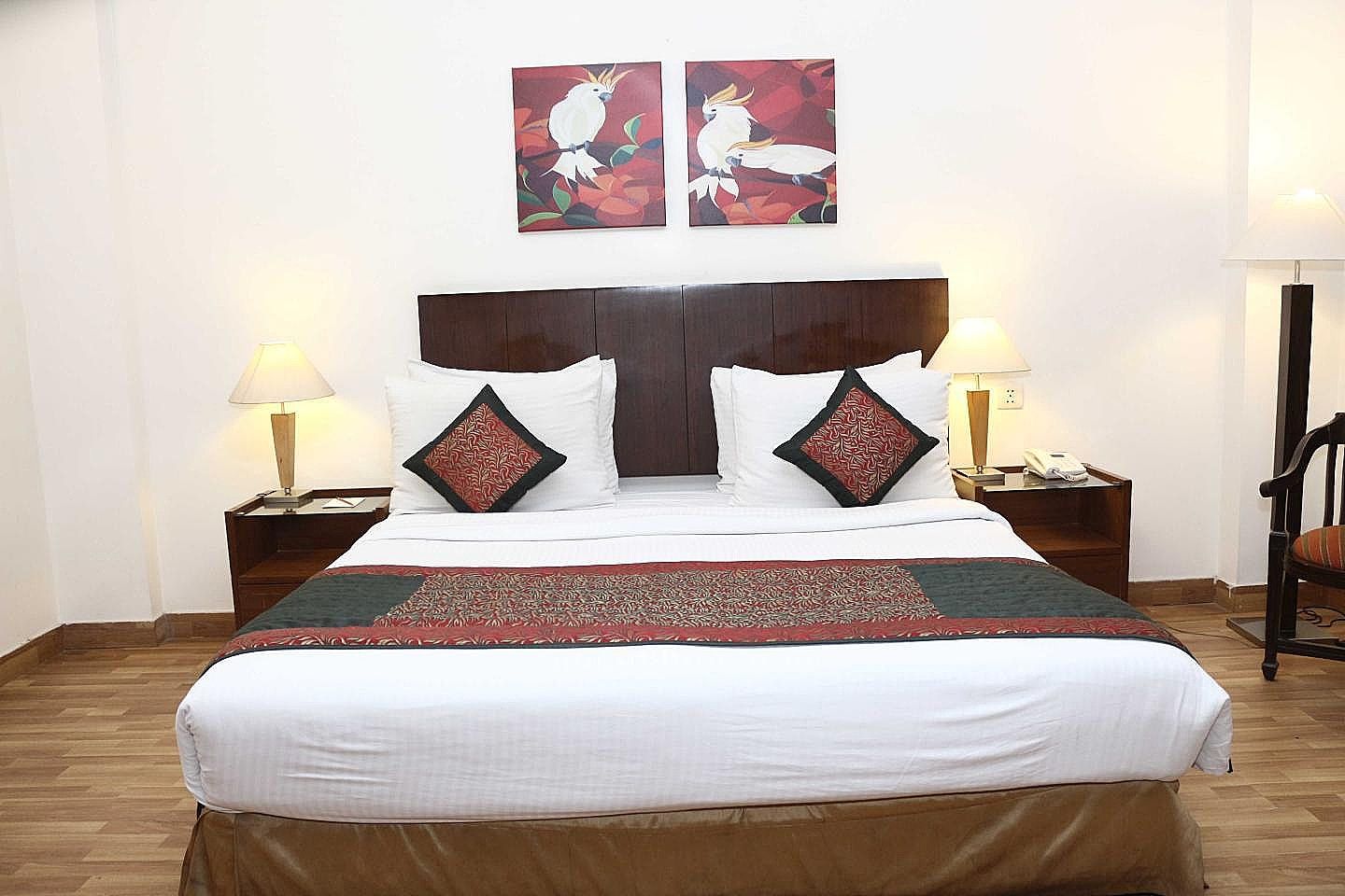 FabHotel Goodwill Deluxe Room 9