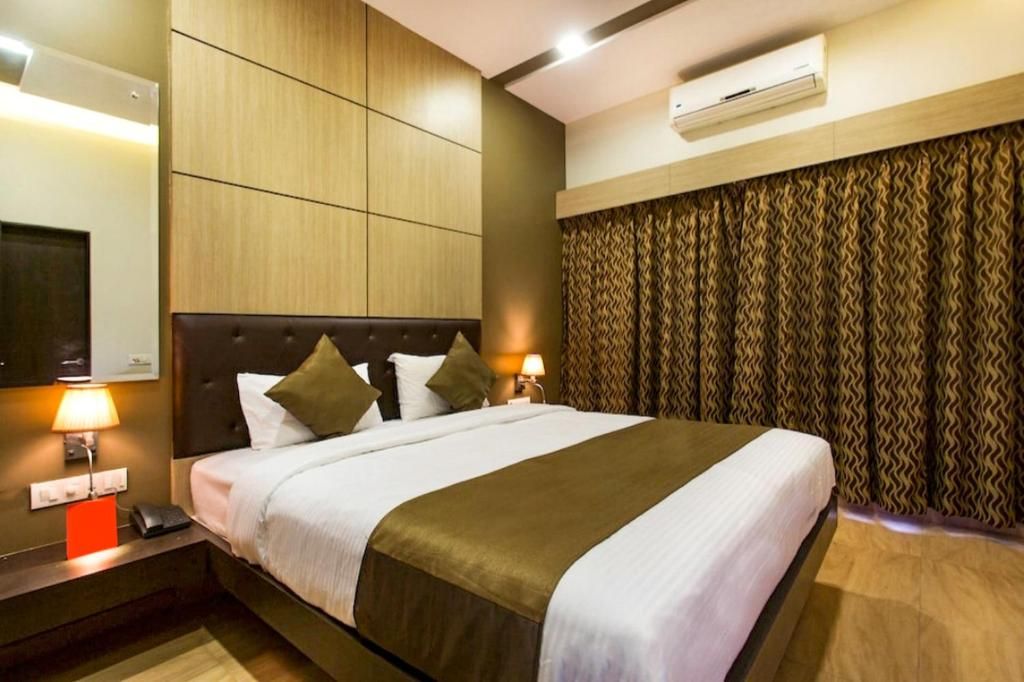FabHotel Shree Sai Residency Deluxe Room 2