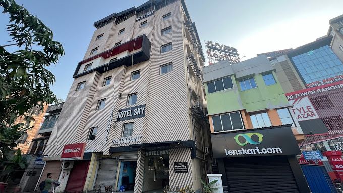 undefined FabHotel The Sky I 8