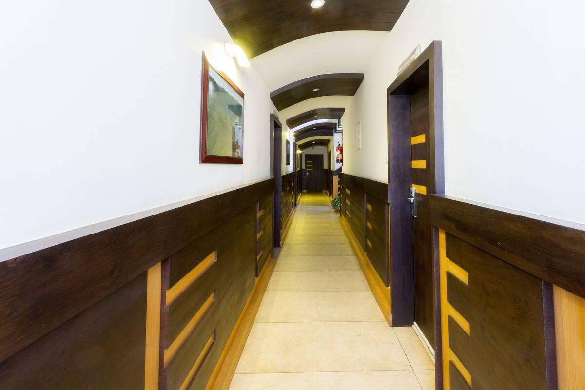 undefined  FabHotel Sholas Residency I 4