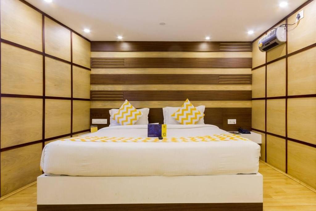 undefined  FabHotel Sholas Residency I 5