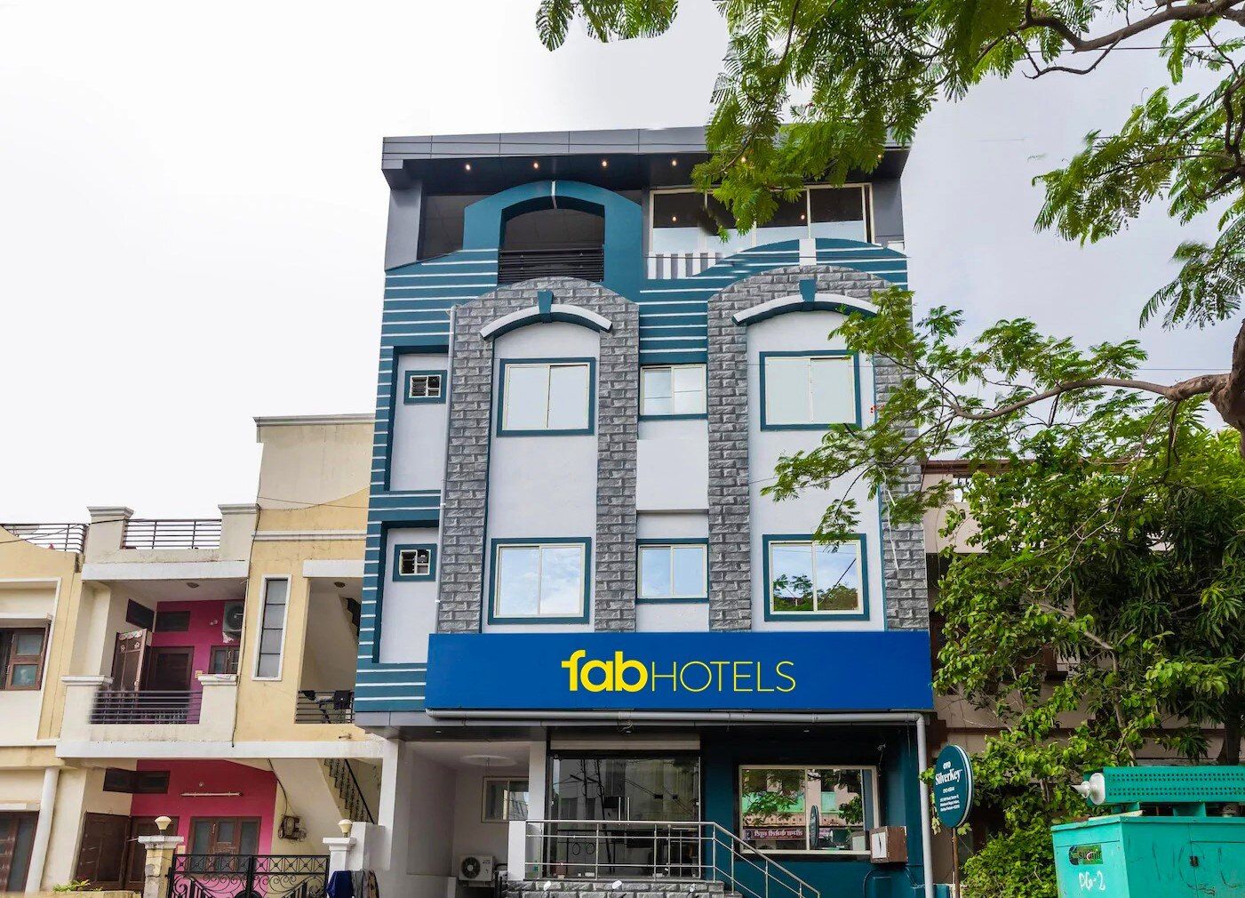 FabHotel Shree Ram Palace