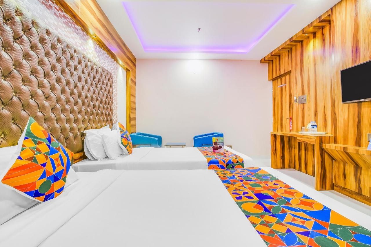 FabHotel Prime Orion Crystal Deluxe Room 8