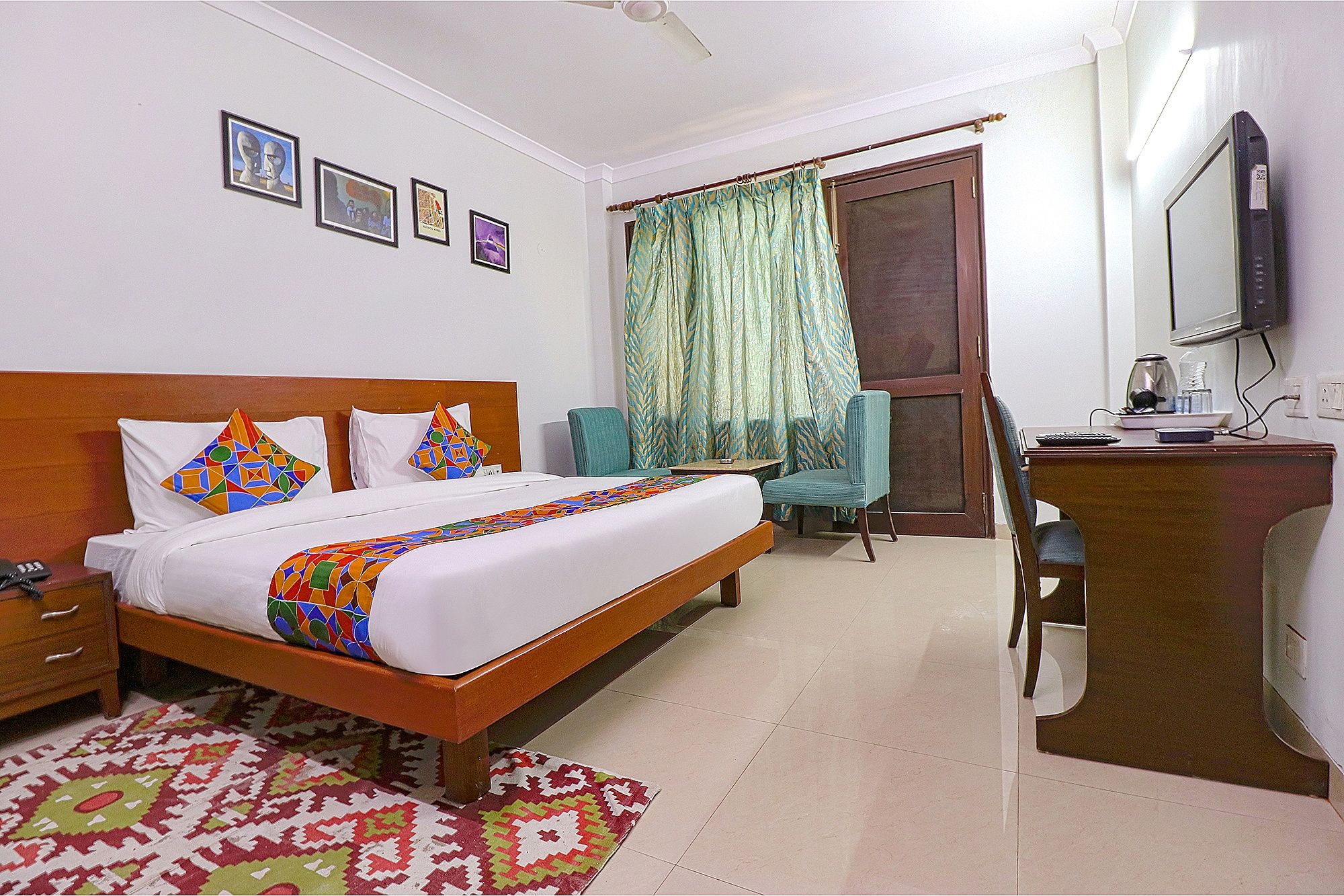 undefined FabHotel Tipssy Inn 020 6
