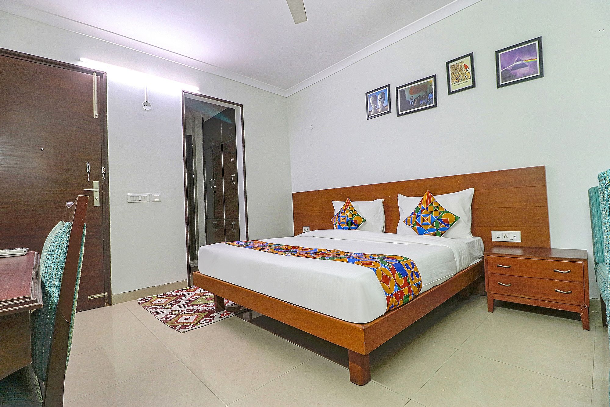 undefined FabHotel Tipssy Inn 020 3