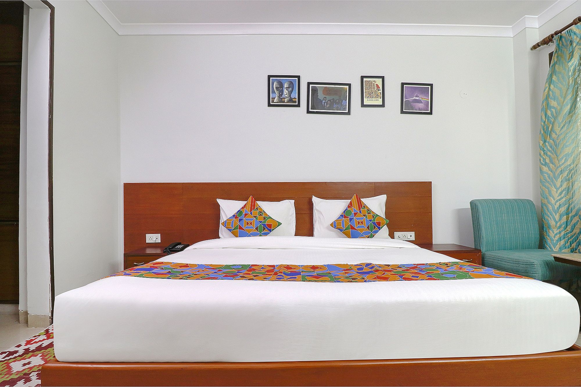 undefined FabHotel Tipssy Inn 020 5