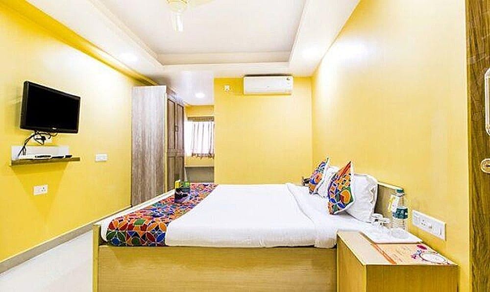 FabHotel Amaltas Deluxe Room 10