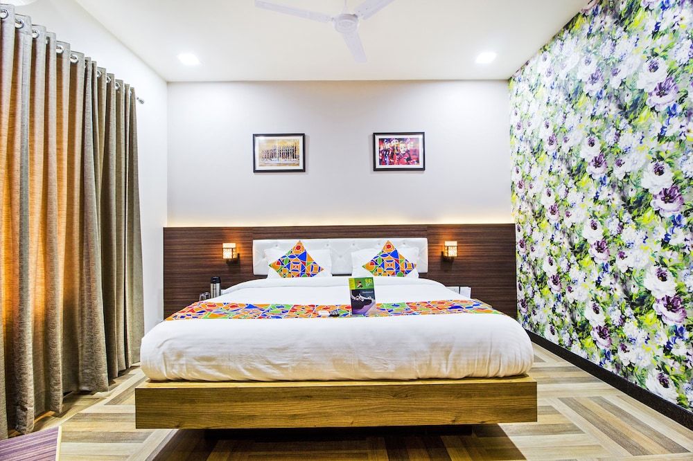 Premium Room, 1 Queen Bed, Non Smoking