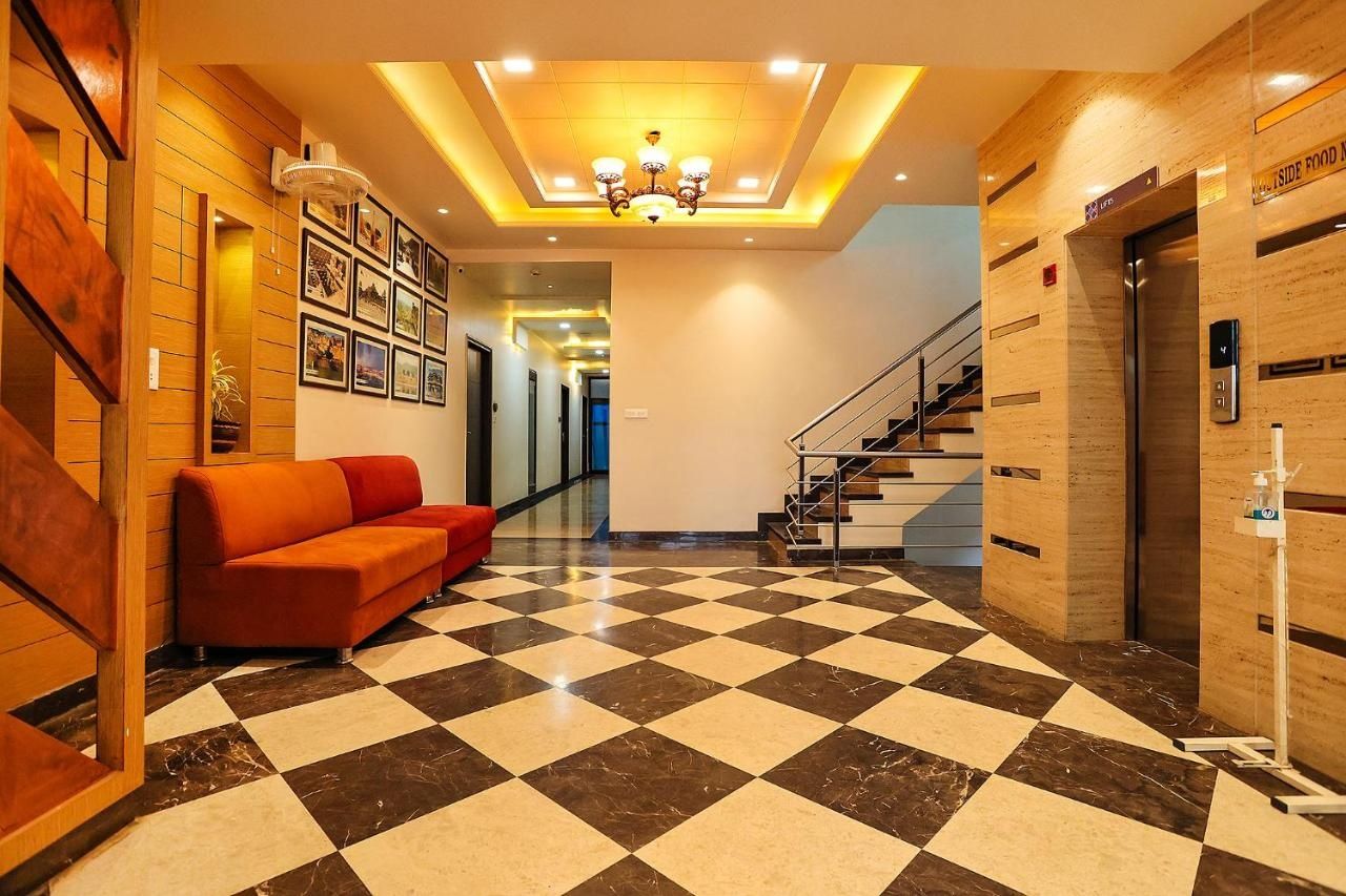 FabHotel Royal GM Plaza