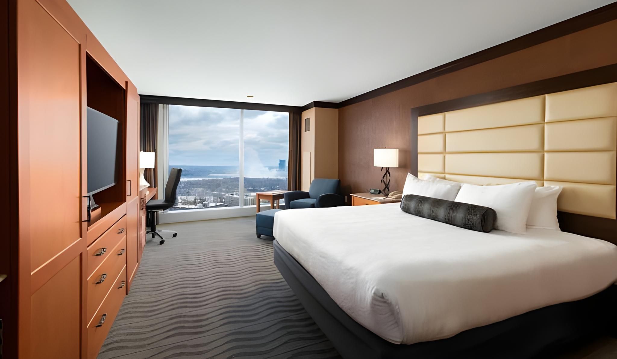 Deluxe Room with King Bed Smoking