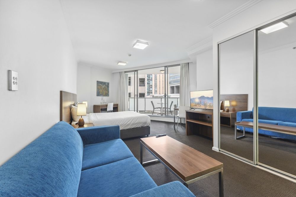 APX World Square Standard Studio with Balcony (Daily Housekeeping) 7