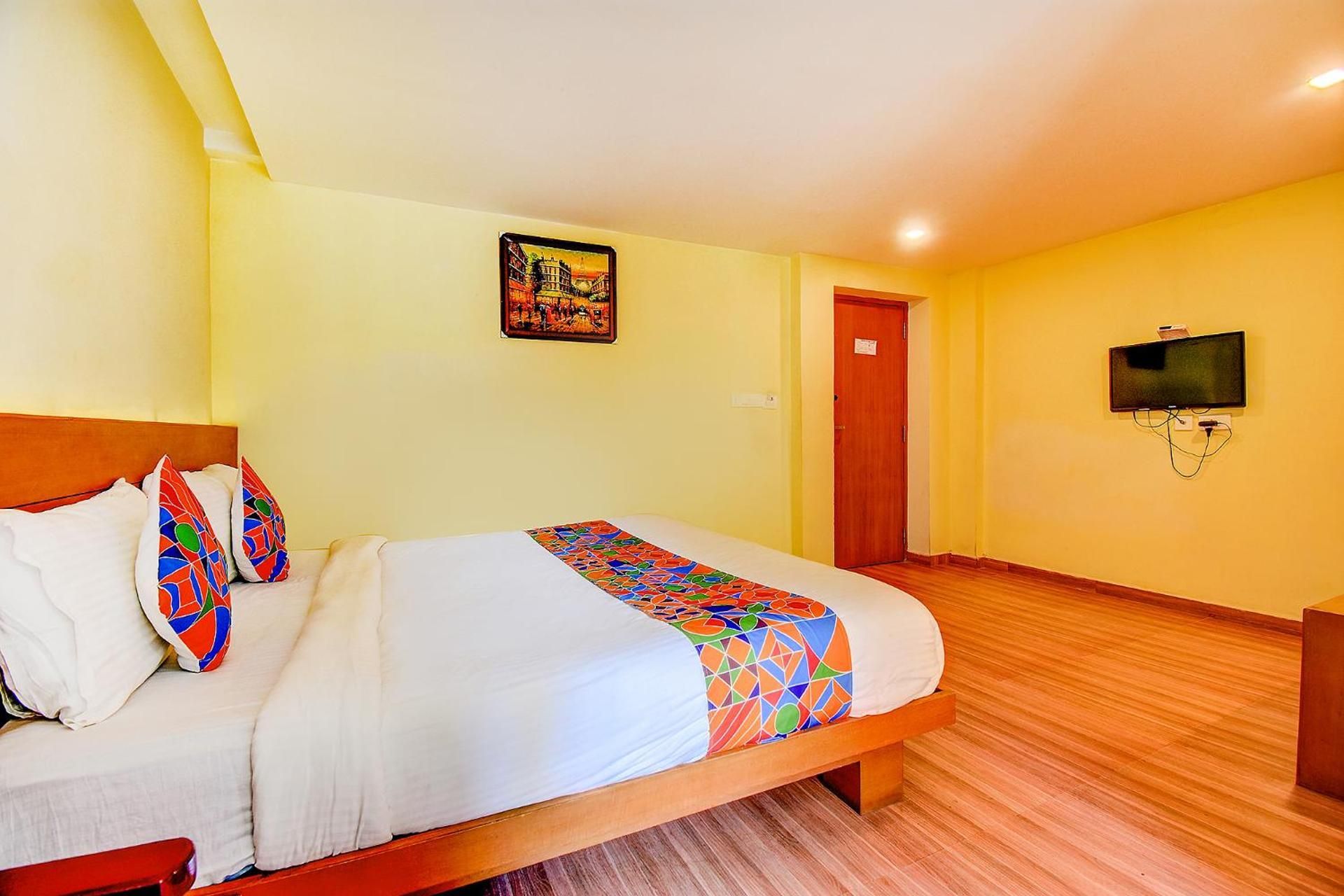 FabHotel Abirami Grand Inn Premium Room 3