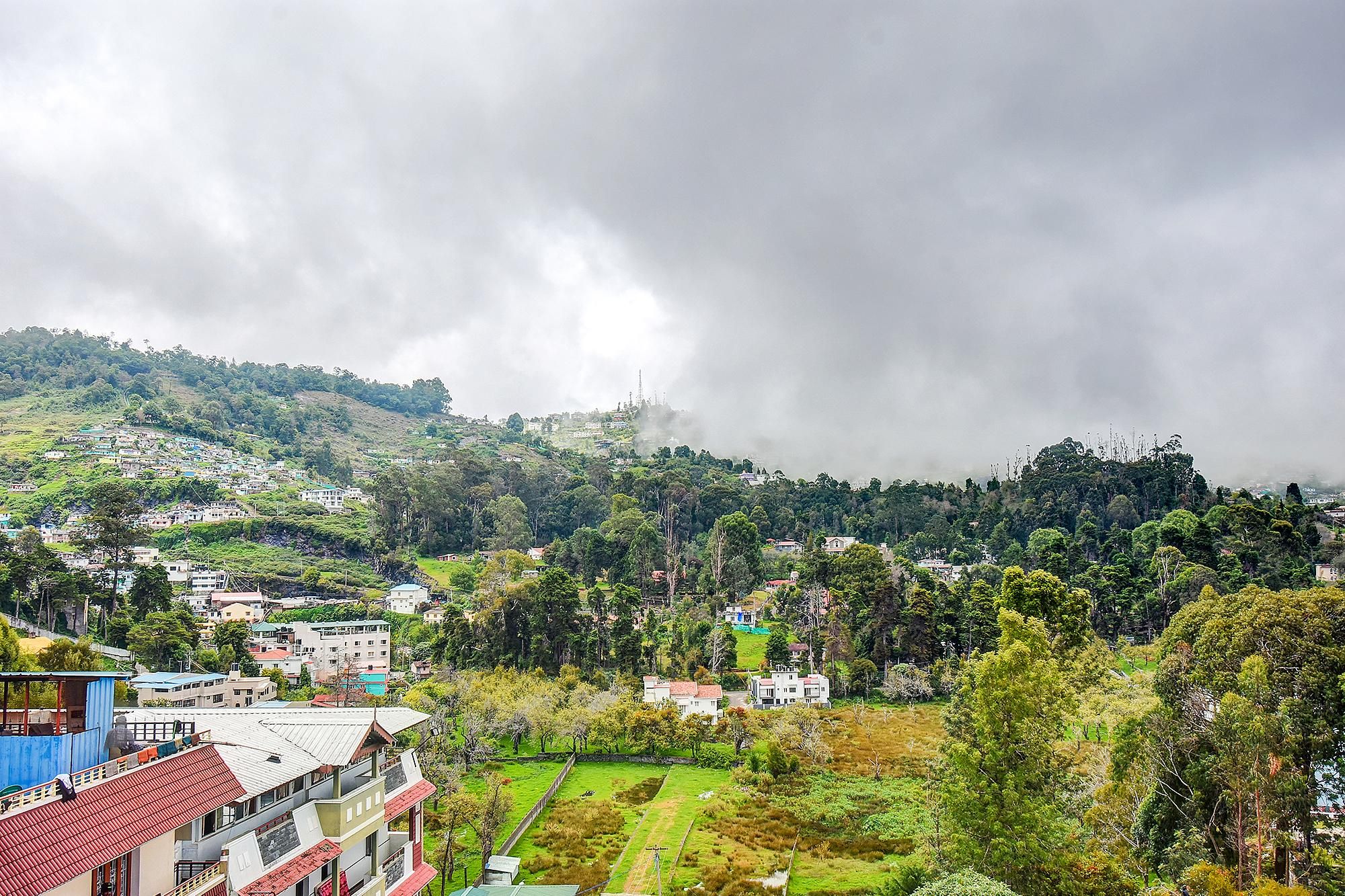 undefined FabHotel Abirami Grand Inn 2