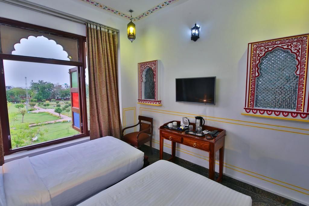 FabHotel Shree Villas Royal Deluxe Room