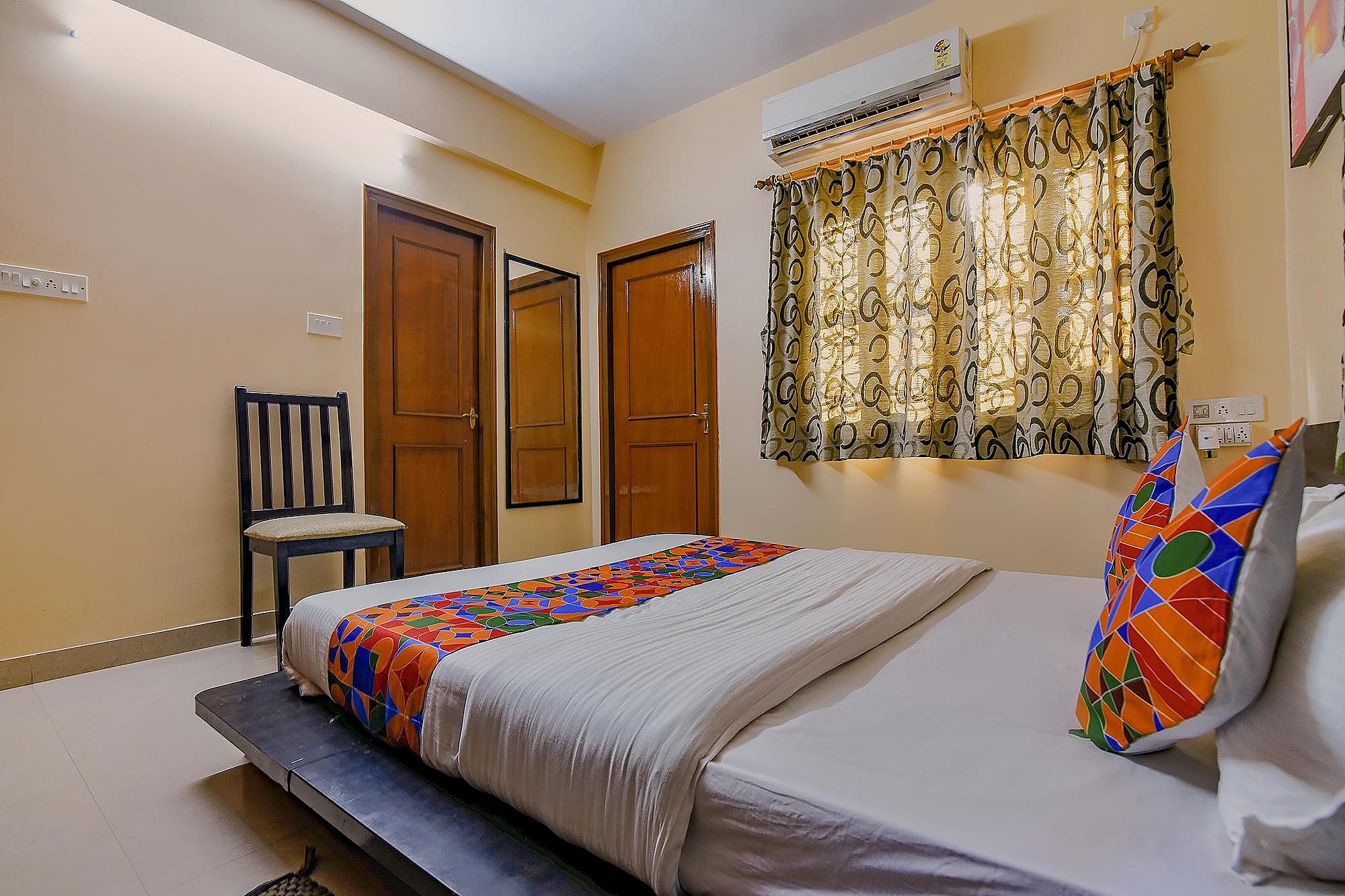 FabHotel New kolkata Residency Inn Deluxe Room 2