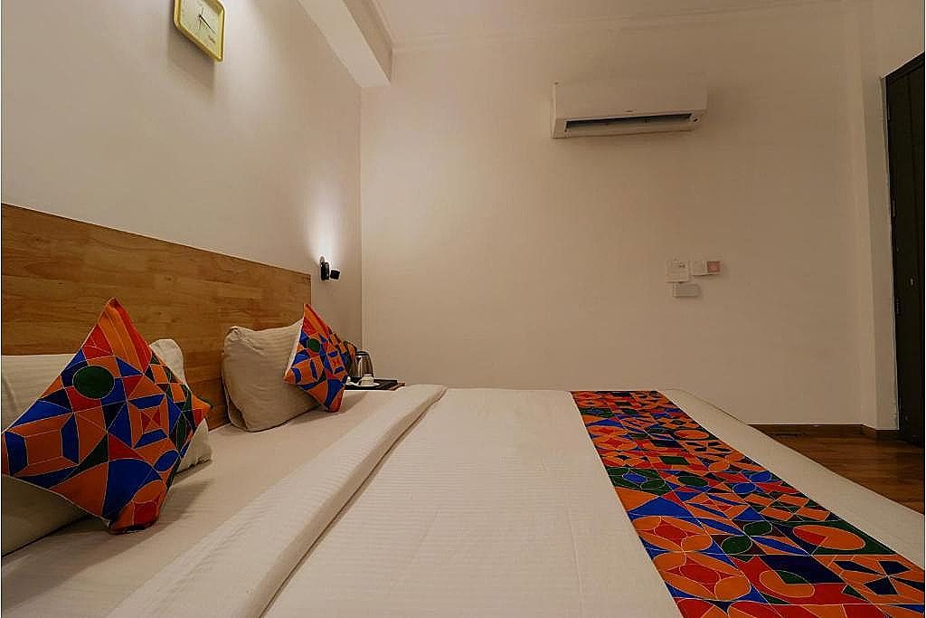 FabHotel The Glory Superior Double Room 2