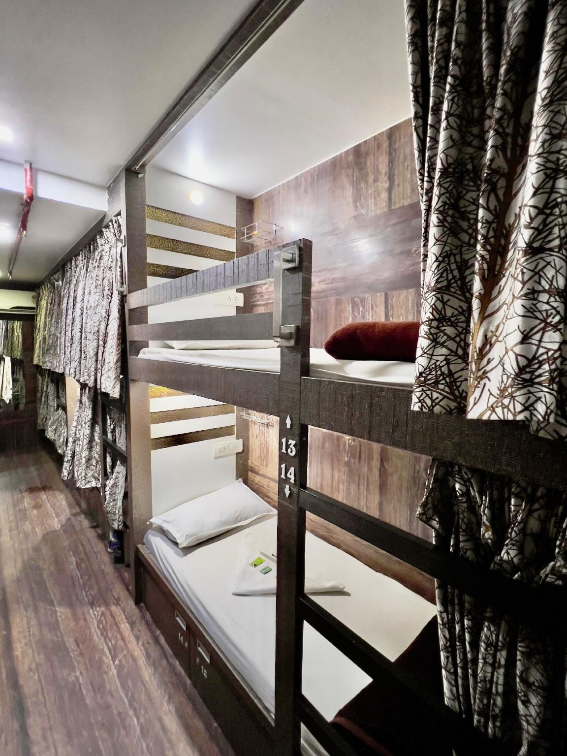 Dormitory (Male Only) for 2 People