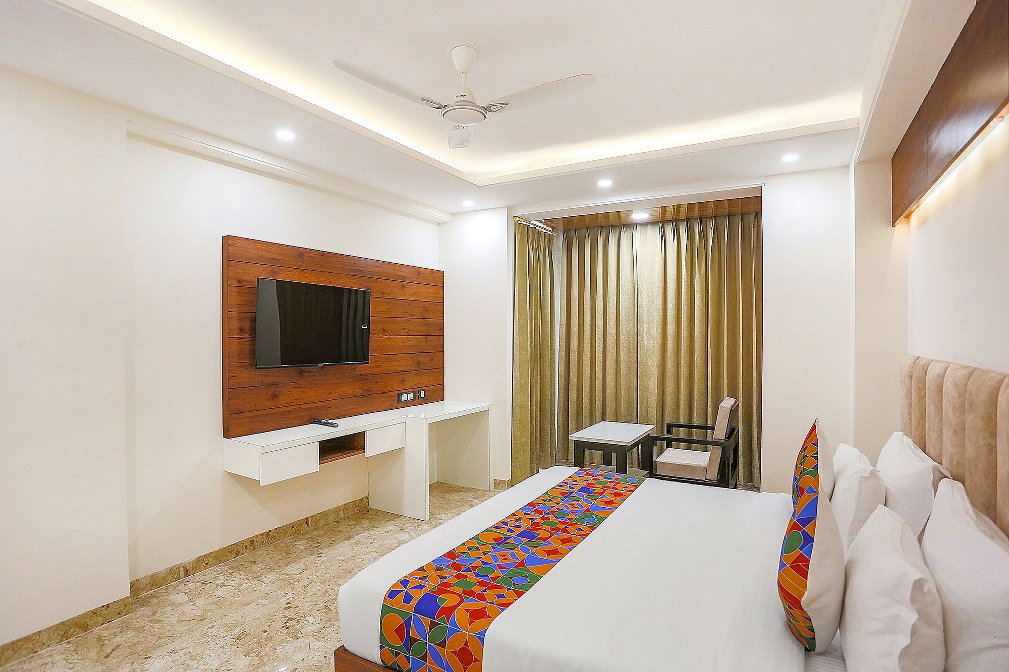  FabHotel Golf Inn Deluxe Room 8