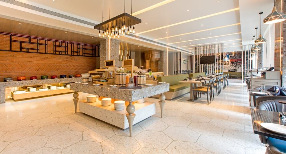 Food & Dining