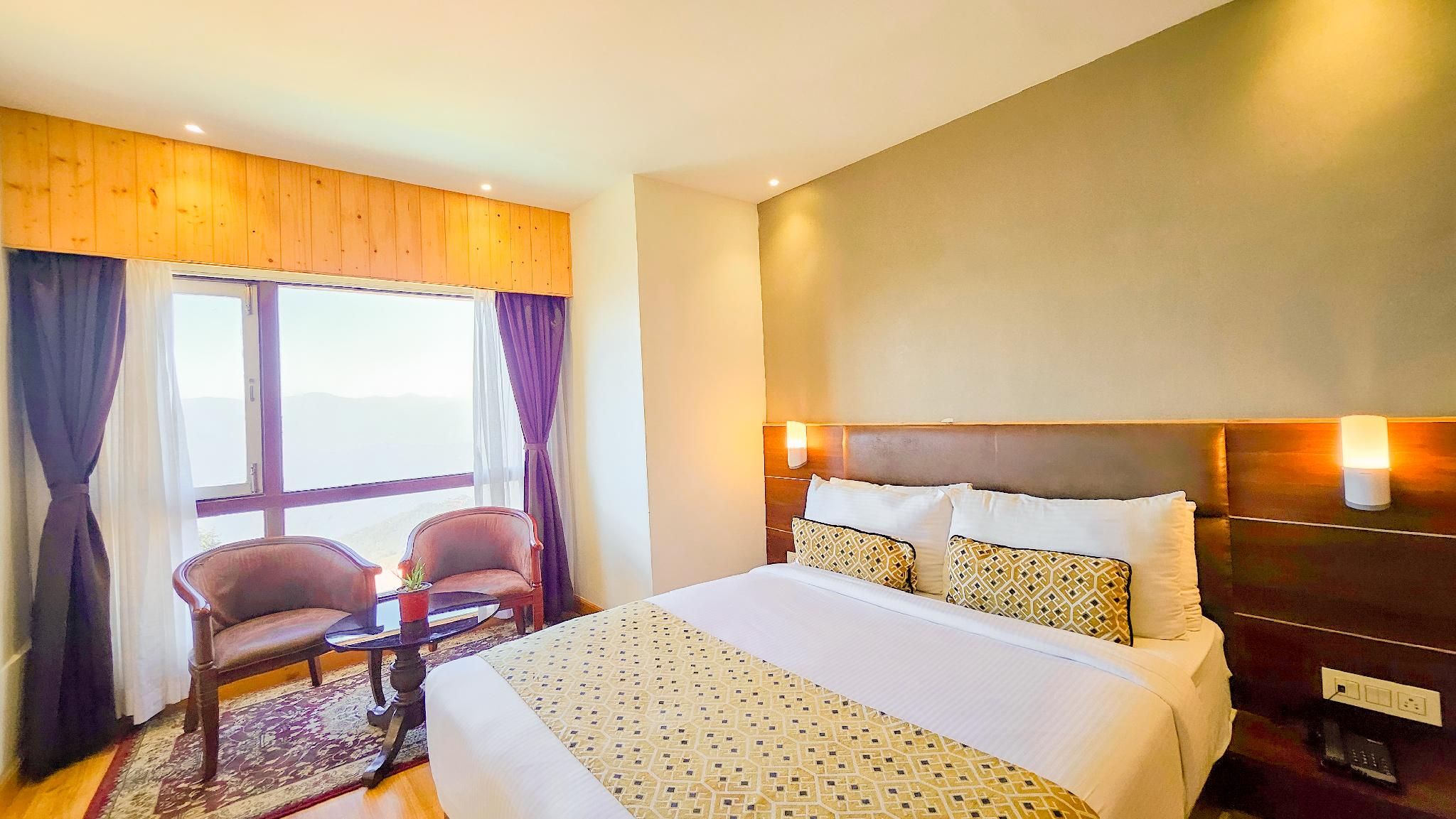 Premium Room with Valley View