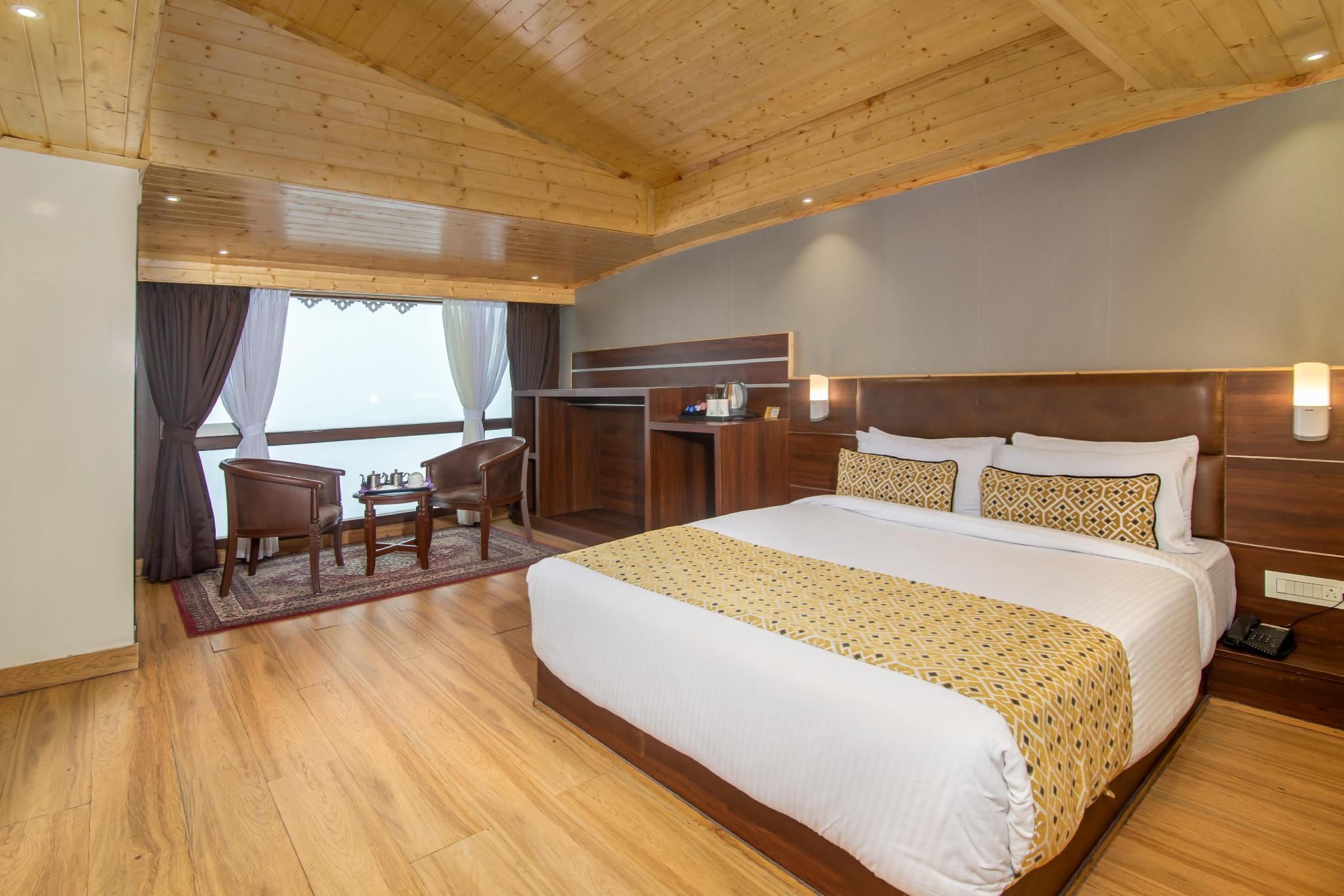 Premium Room with Valley View