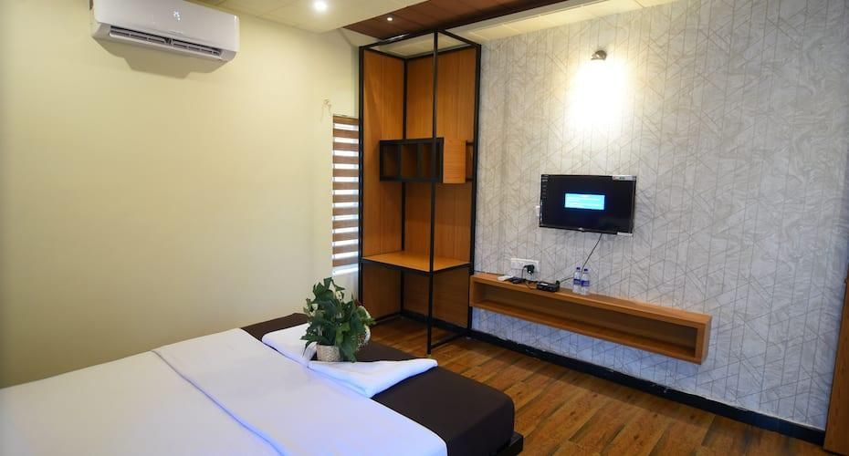 DVG Socials Cottage 4
