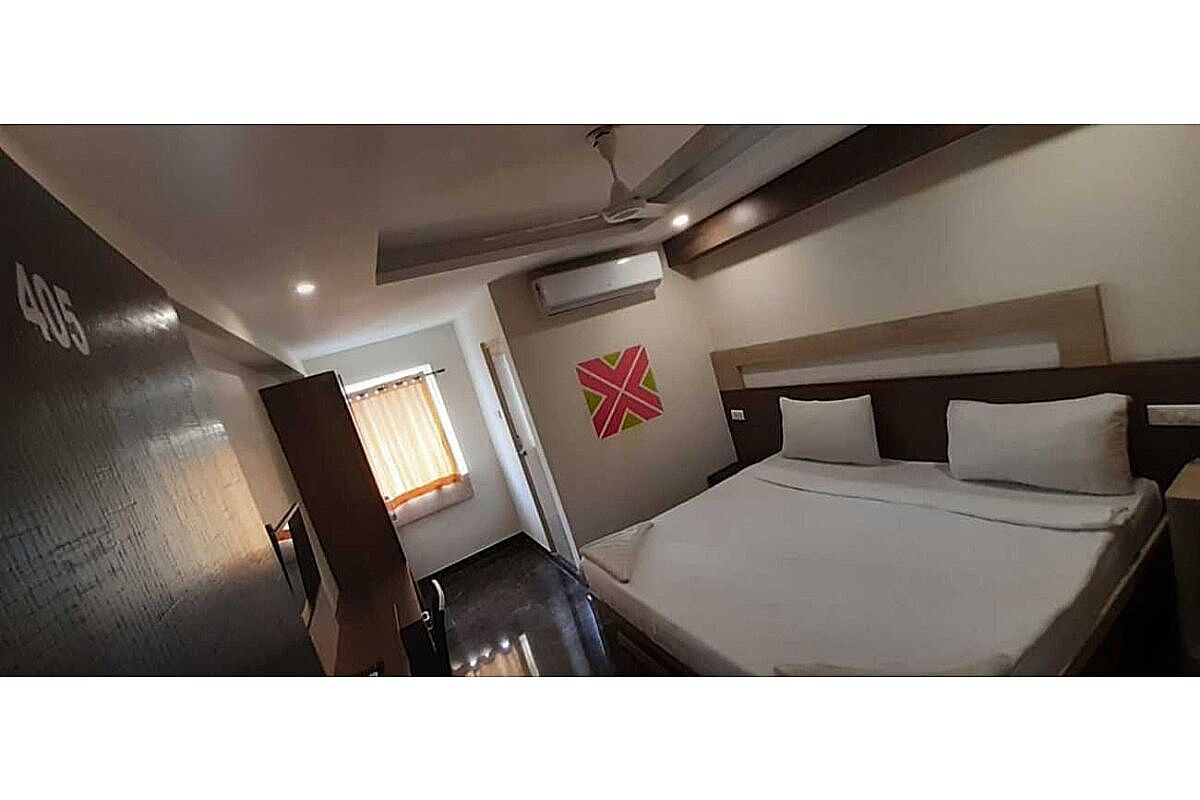 ELEGANCE INN Standard Room 3